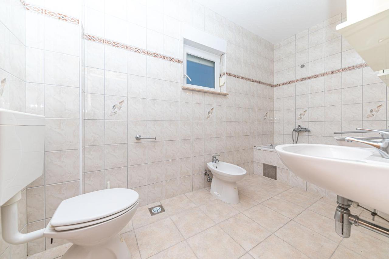 Sea View Apartments Sirena Okrug Gornji Luaran gambar