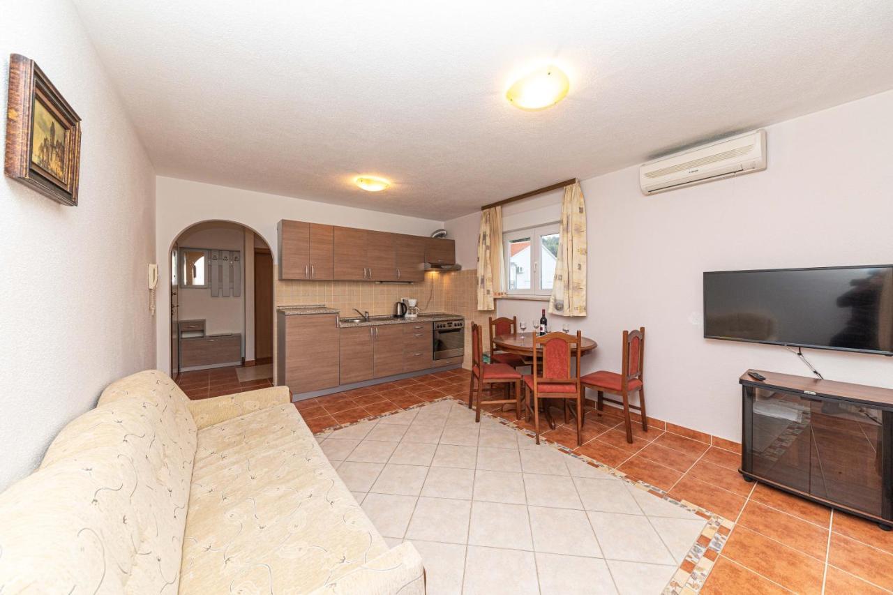 Sea View Apartments Sirena Okrug Gornji Luaran gambar